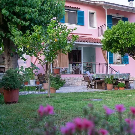 Apartment Voula's House *
